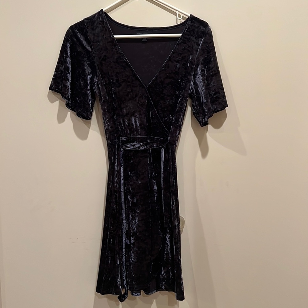 American eagle navy blue velvet skater dress
